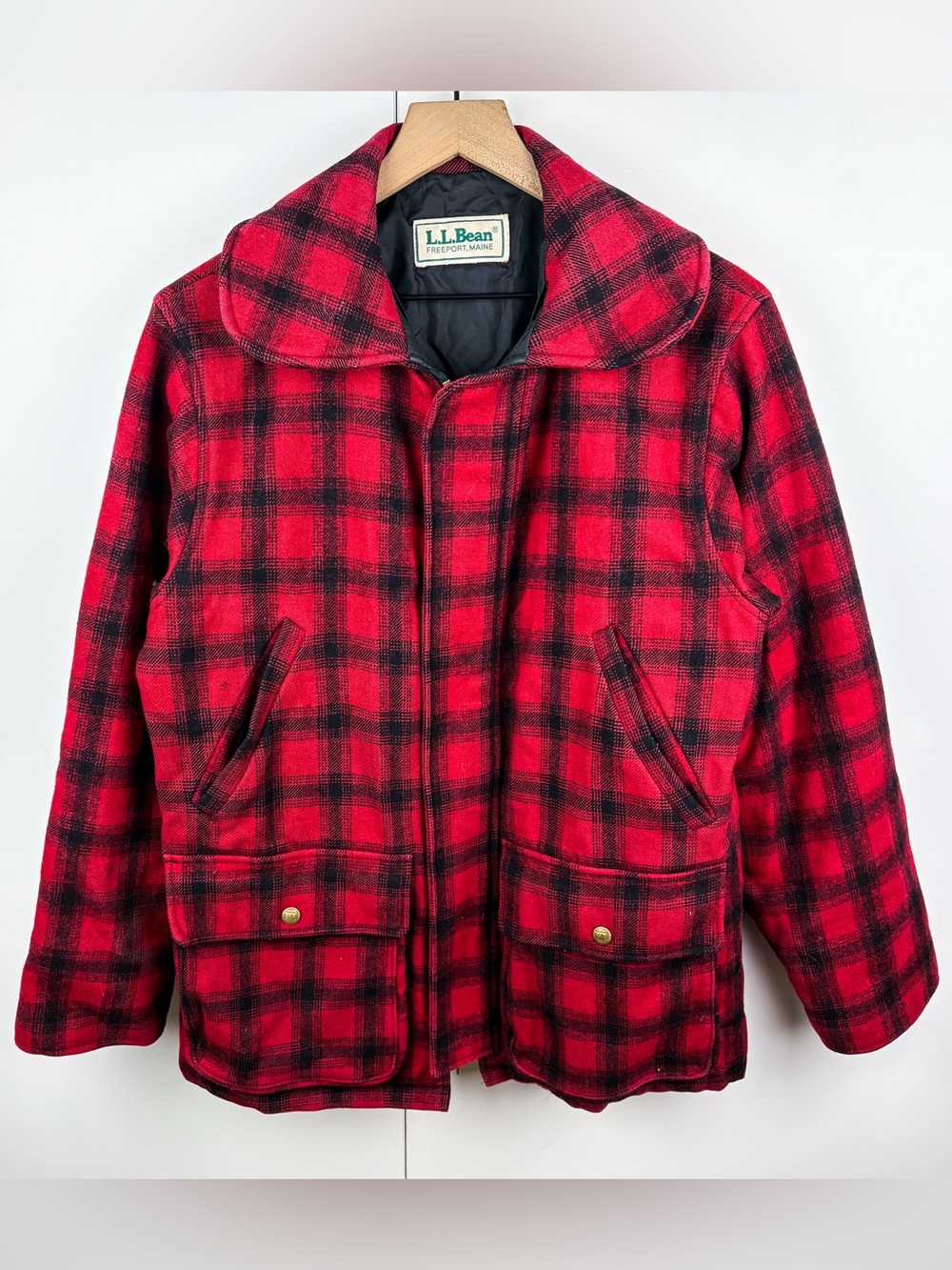 L.L. Bean Vintage Mackinaw Wool Jacket Flannel Coat Buffalo Plaid Red Black Mens
